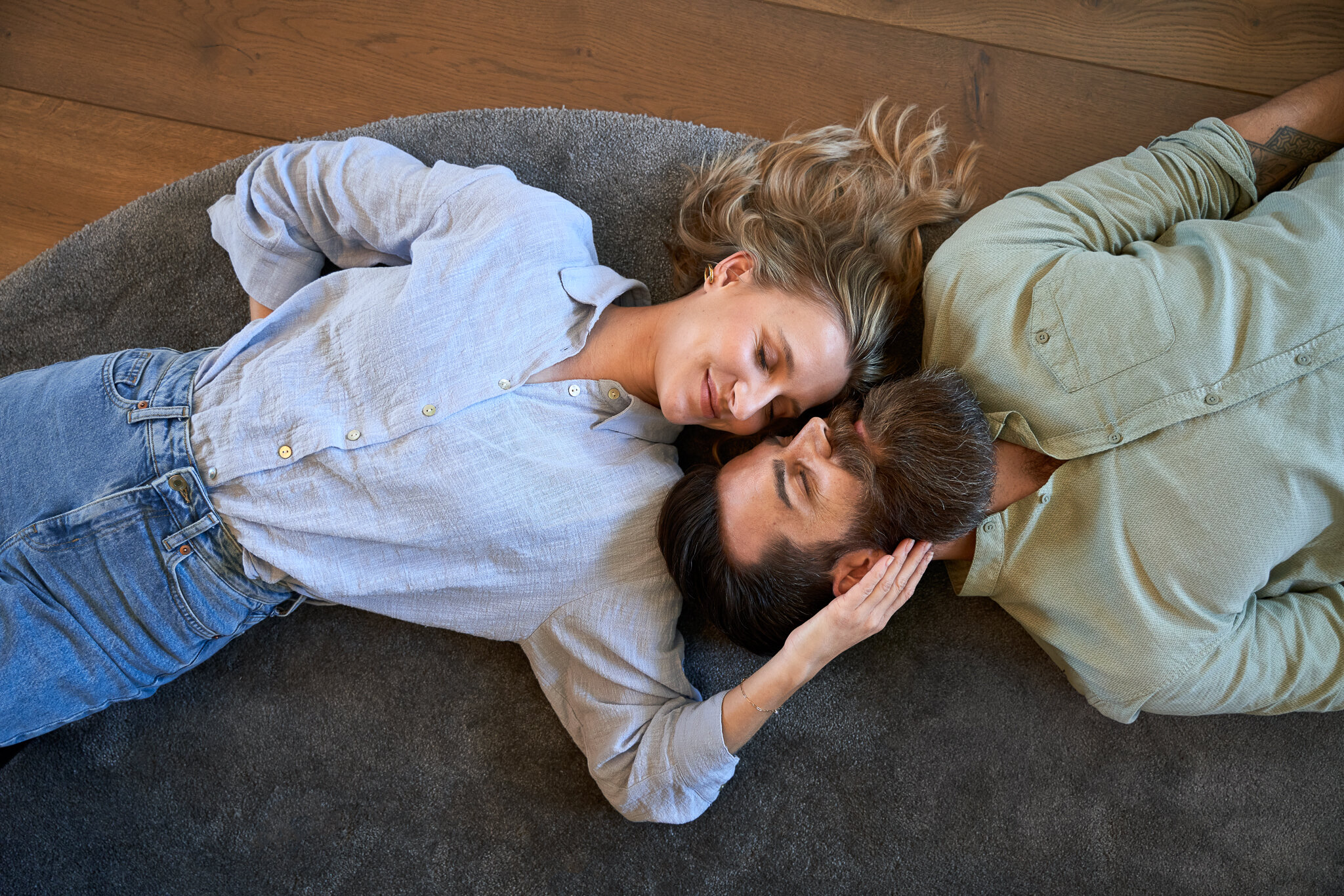 Zufriedene Kund:innen über ihre Koch Türen